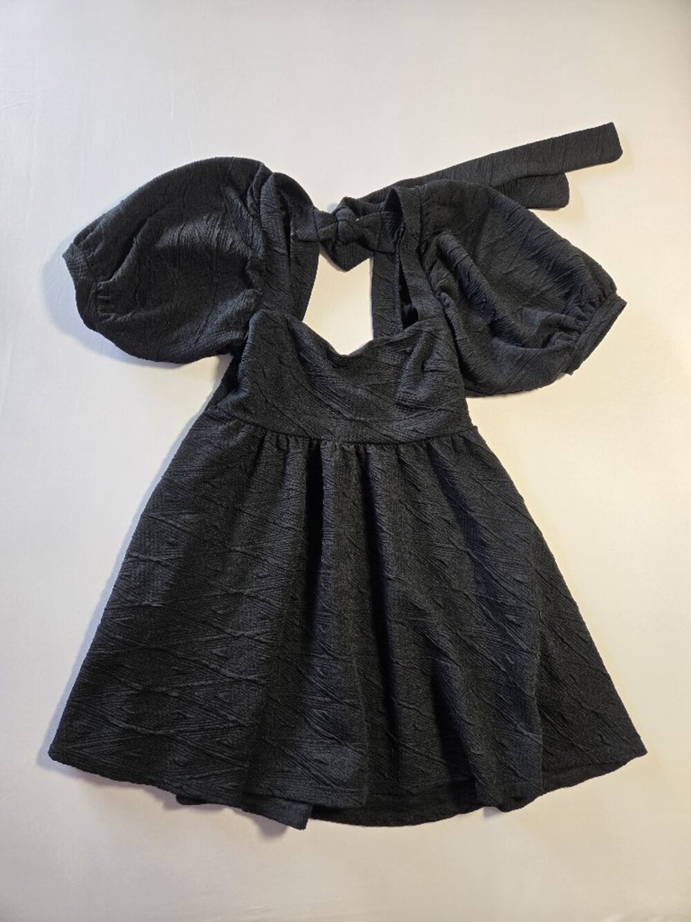 Free People Violet Mini Dress Black Textured Puff Sleeve Babydoll Size S Boho